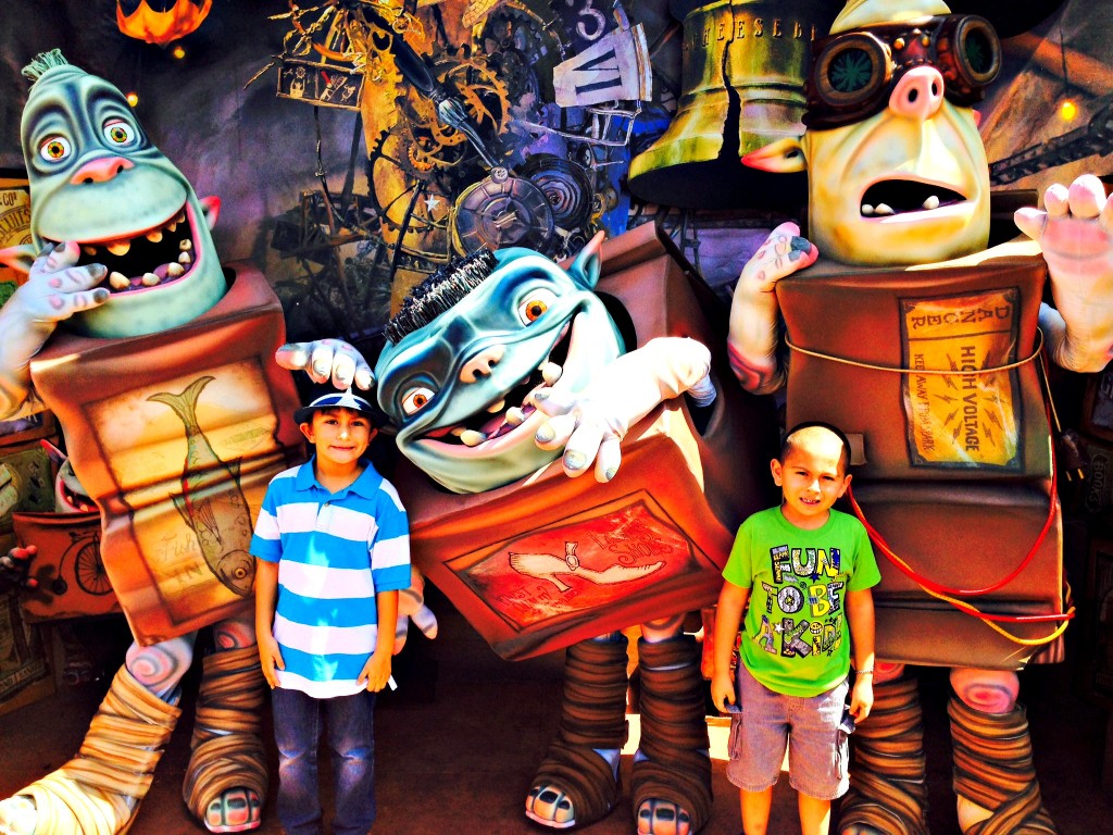 Saludando a nuestros amigos “Los Boxtrolls”