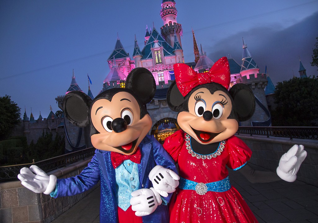 Mickey-and-Minnie-4_15_DL_000119