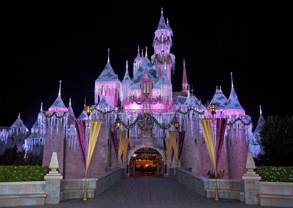 HOLIDAYS AT THE DISNEYLAND RESORT (ANAHEIM, Calif.)  The Disneyland Resort is a magical place for creating holiday memories with family and friends. Holidays at the Disneyland Resort will run from Nov. 10, 2016, through Jan 8, 2017, with the new Festival of Holidays and new World of ColorSeason of Light, plus guest favorites its a small world and Haunted Mansion Holiday. Glistening Christmas trees and beautiful seasonal décor adorn the entire Disneyland Resort, and A Christmas Fantasy Parade is performed daily. (Paul Hiffmeyer/Disneyland Resort)