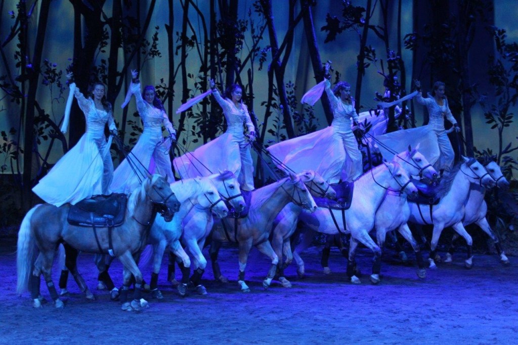 ODYSSEO by Cavalia