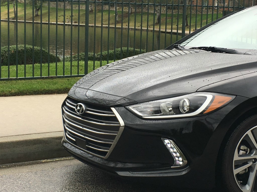 hyundai-elantra-limited-2017