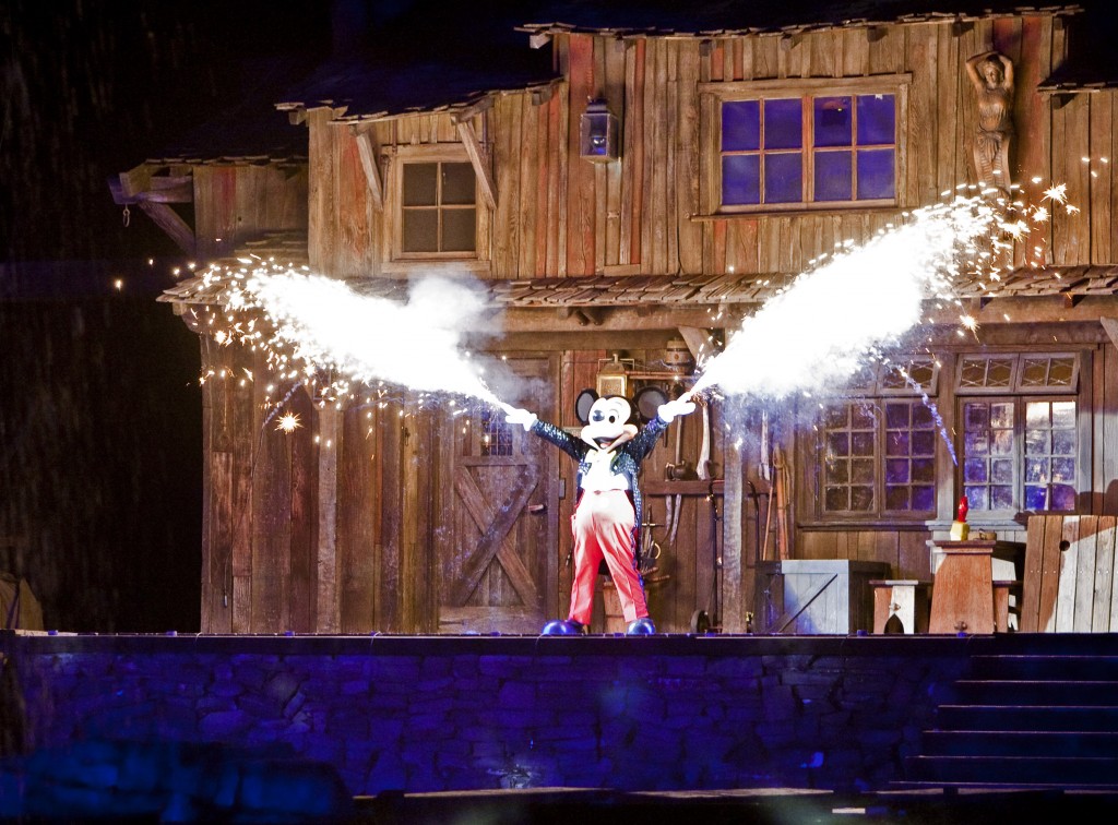 El regreso del show de Fantasmic en Disneyland