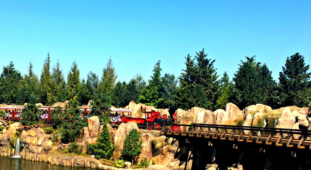 disneyland-railroad