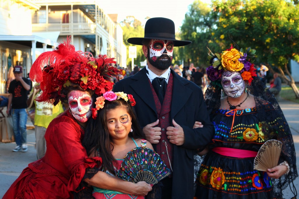 old-town-dia-de-los-muertos-celebration-courtesy-sandiego-org-matthew-baldwin