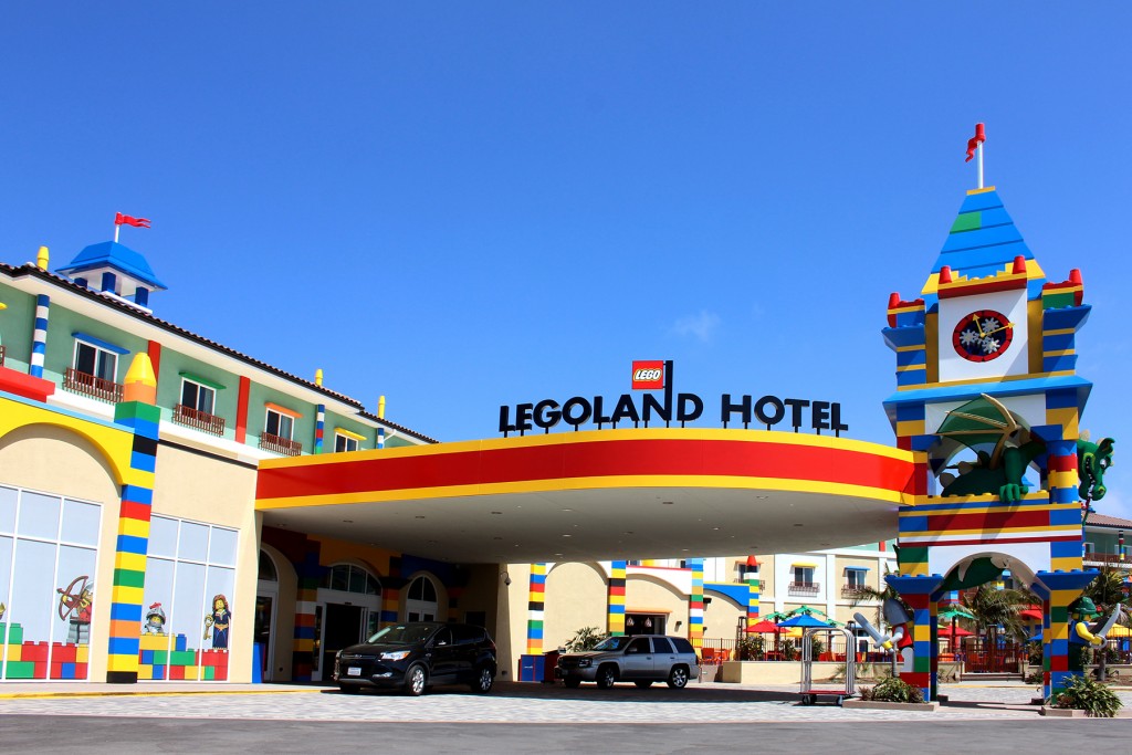 legoland-hotel-entrance