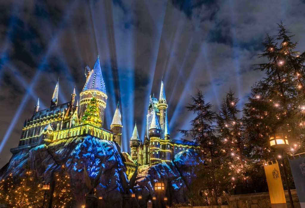 Christmas in The Wizarding World of Harry Potter