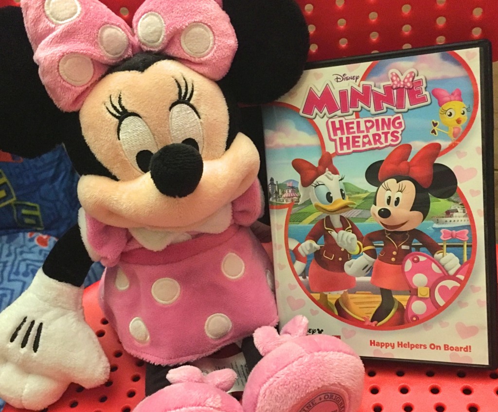 Minnie Helping Hearts