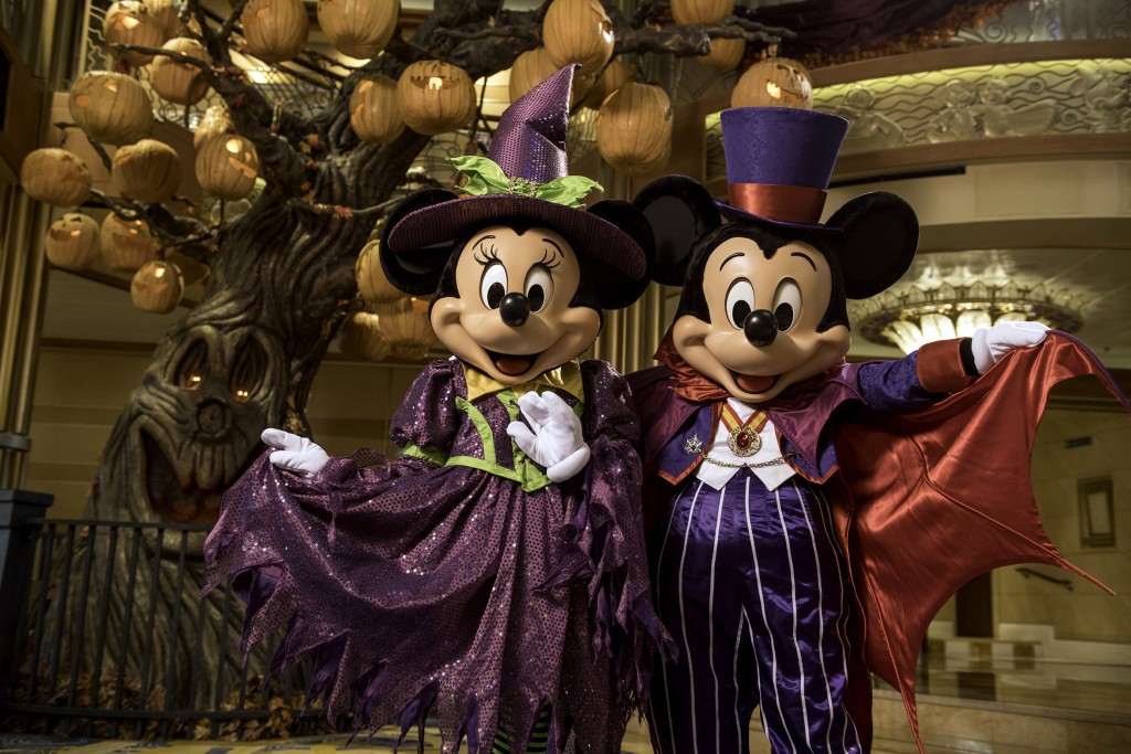 Halloween on the High Seas - The Pumpkin Tree Aboard the Disney Dream