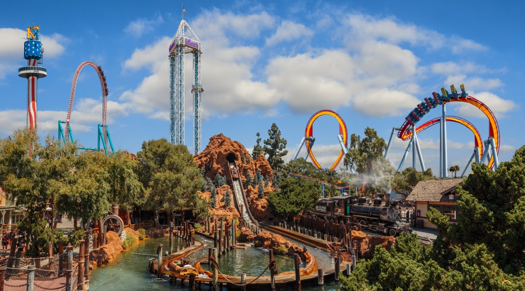 knotts-berry-farm-daytime-skyline-image