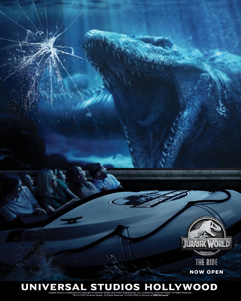 mosasauraus-in-aquarium-observatory-tank-jurassic-world-the-ride-at-ush-logo