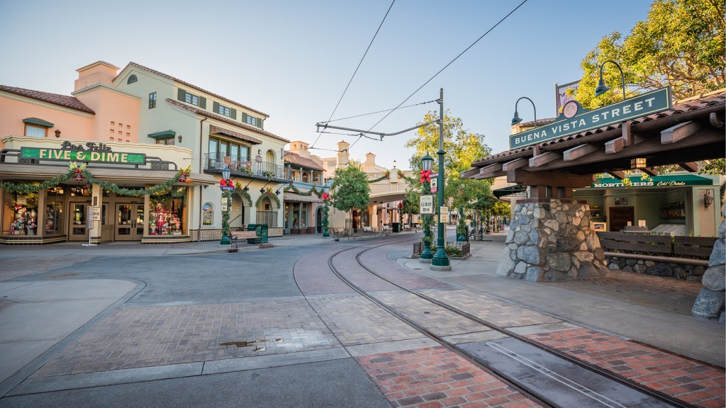 Downtown Disney District at Disneyland Resort Extends to Buena Vista Street