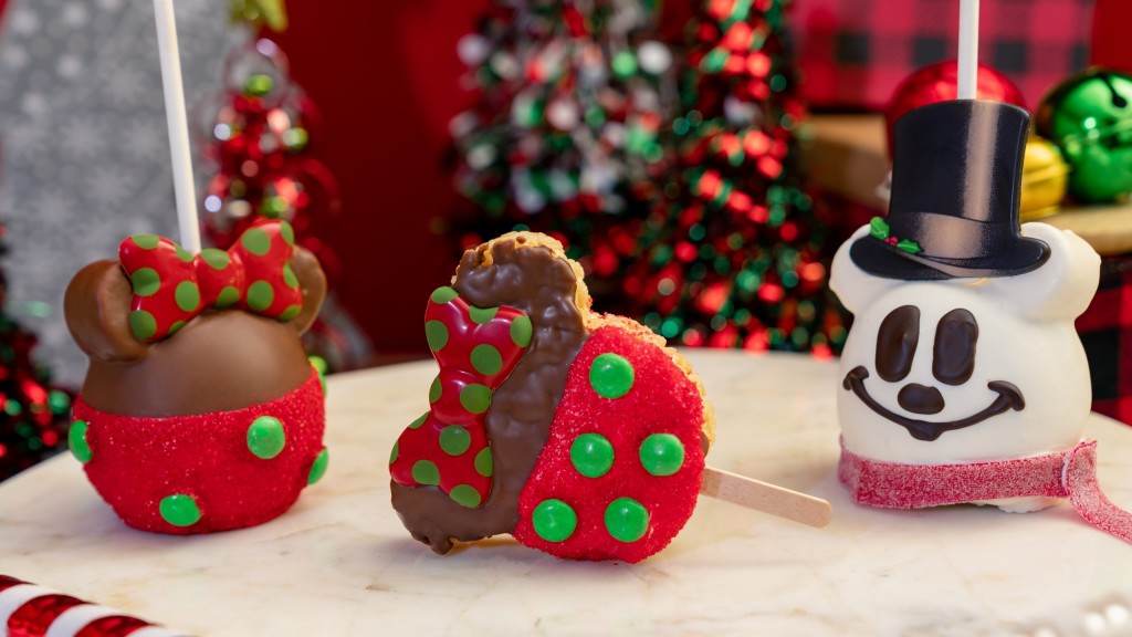 Holiday Treats at Downtown Disney District