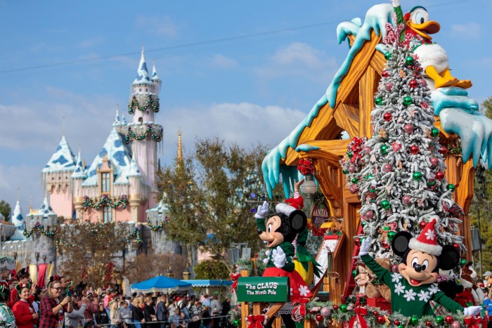 ‘A Christmas Fantasy Parade’ at Disneyland Park